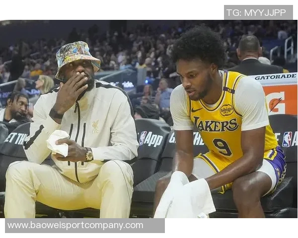 夸梅直言布朗尼球衣销量全赖其父亲影响力引发热议 夸梅直言布朗尼球衣销量全赖其父亲影响力引发热议