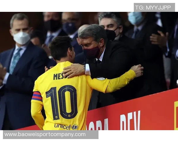 拉波尔塔谈梅西雕像未获回复强调用其名字命名球场不合适